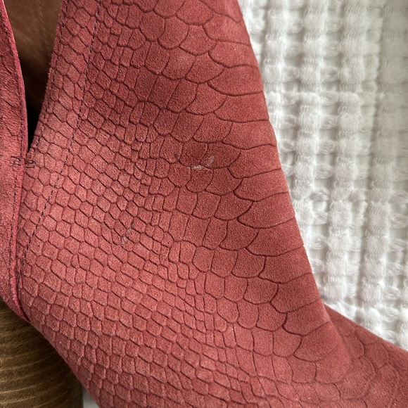 EUC Jeffrey Campbell Booties - Picture 2 of 8